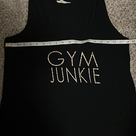 Gym Junkie Tee - Picture 8 of 8